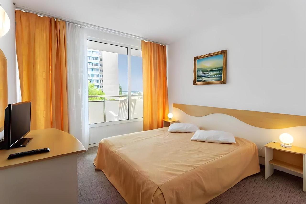 Hotel Aquapark Balada Saturn Mangalia Exterior photo